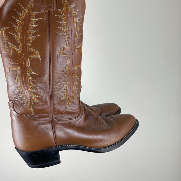 Tony Lama Brown Leather Heeled Cowboy Western Boot - Picture 2 of 13